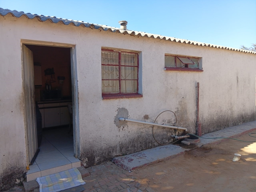2 Bedroom Property for Sale in Lethlabile North West